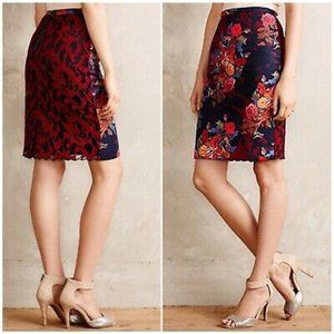 Leifsdottir - Lace Backed skirt